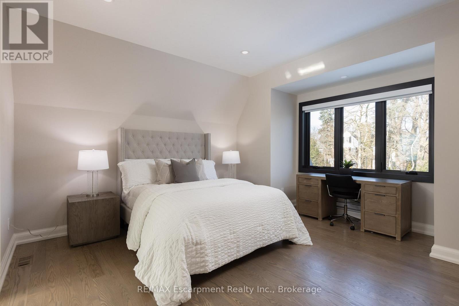 15 Lambert Common, Oakville, Ontario  L6K 0H6 - Photo 36 - W12919550