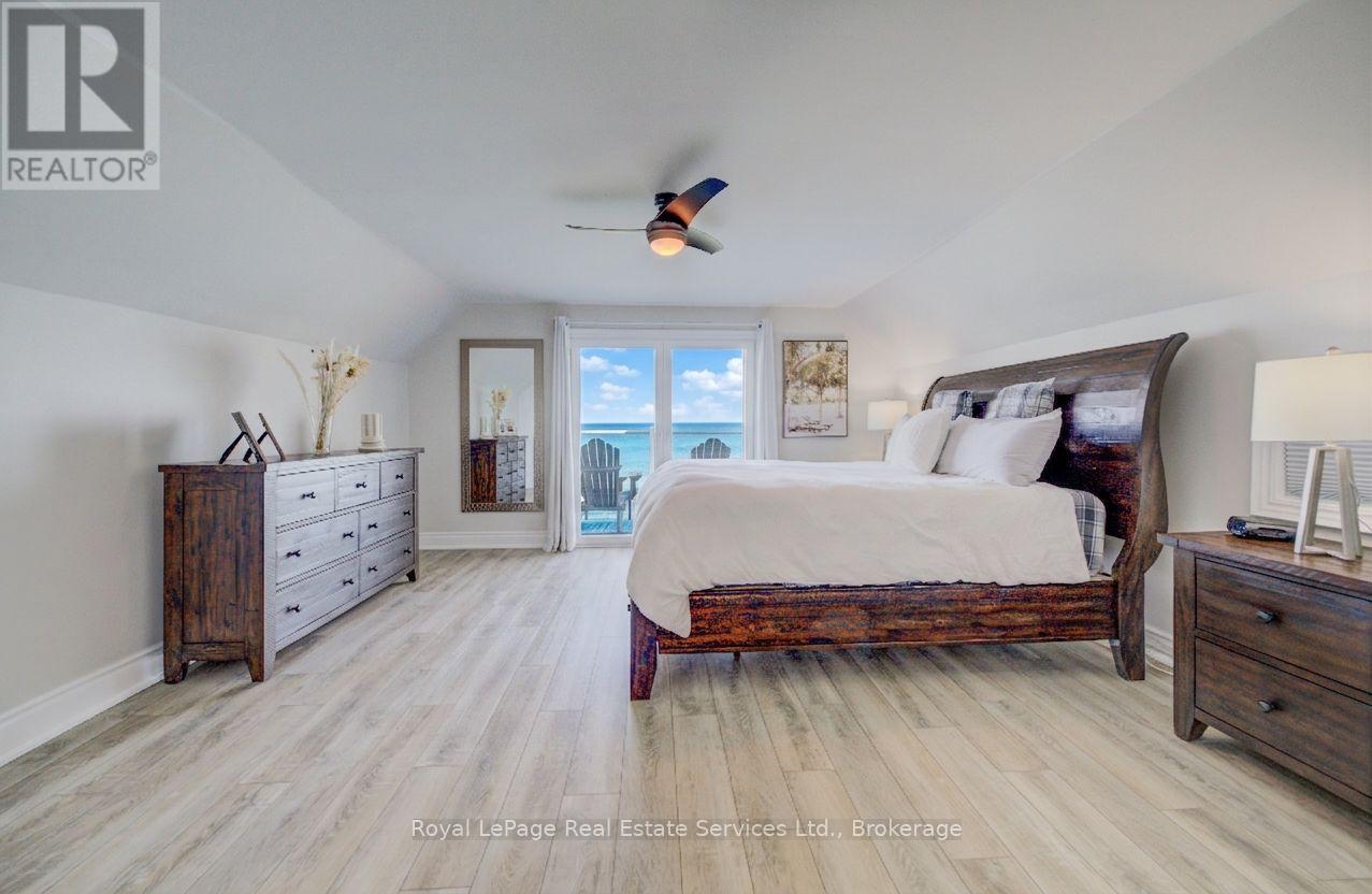 1 Tenth Street, Grimsby, Ontario  L3M 2V2 - Photo 14 - X12919648