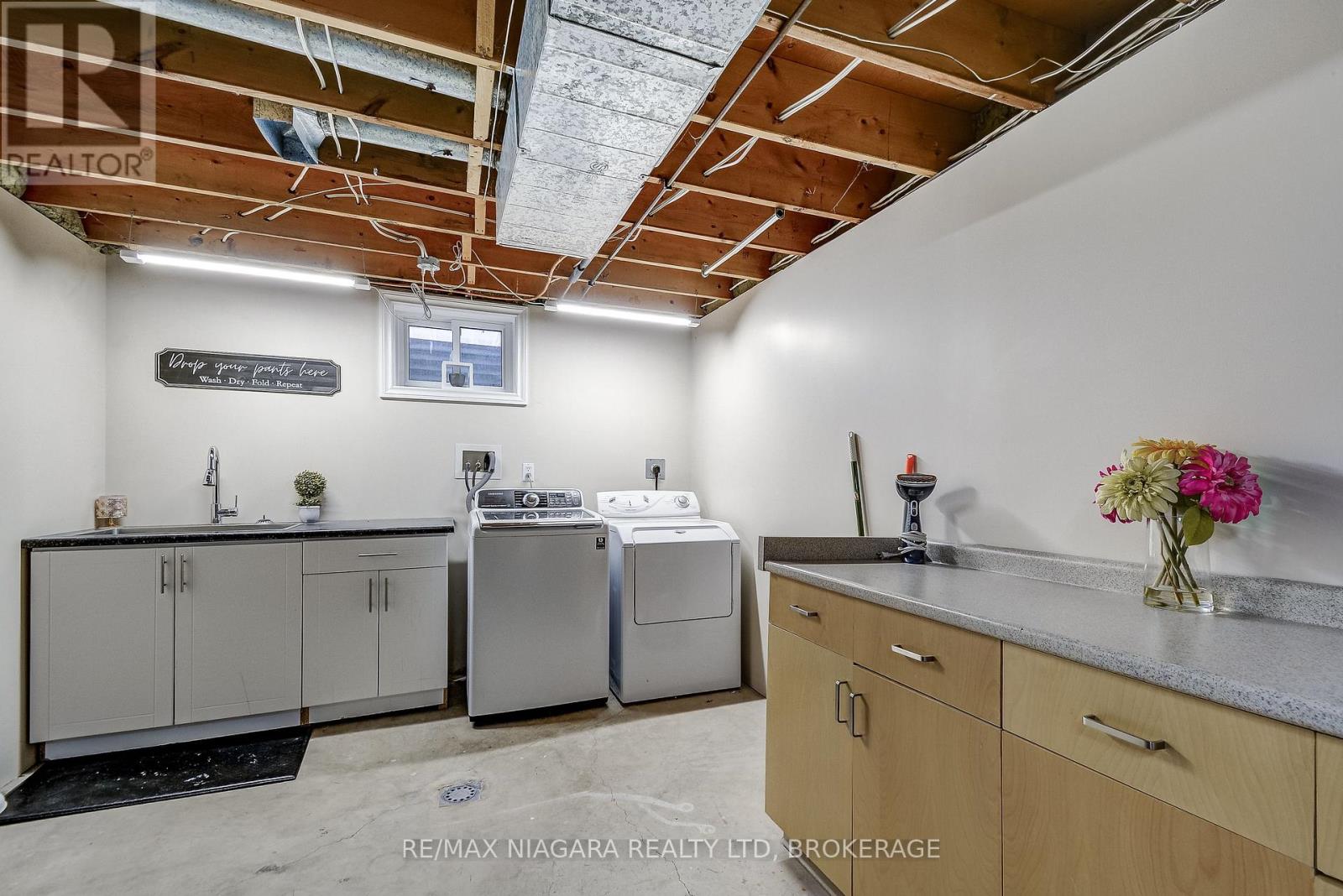 104 Whiteoak Crescent, Welland (N. Welland), Ontario  L3C 6E6 - Photo 46 - X12919646