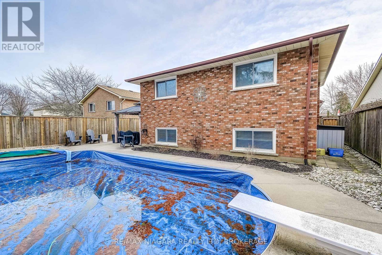 104 Whiteoak Crescent, Welland (N. Welland), Ontario  L3C 6E6 - Photo 50 - X12919646