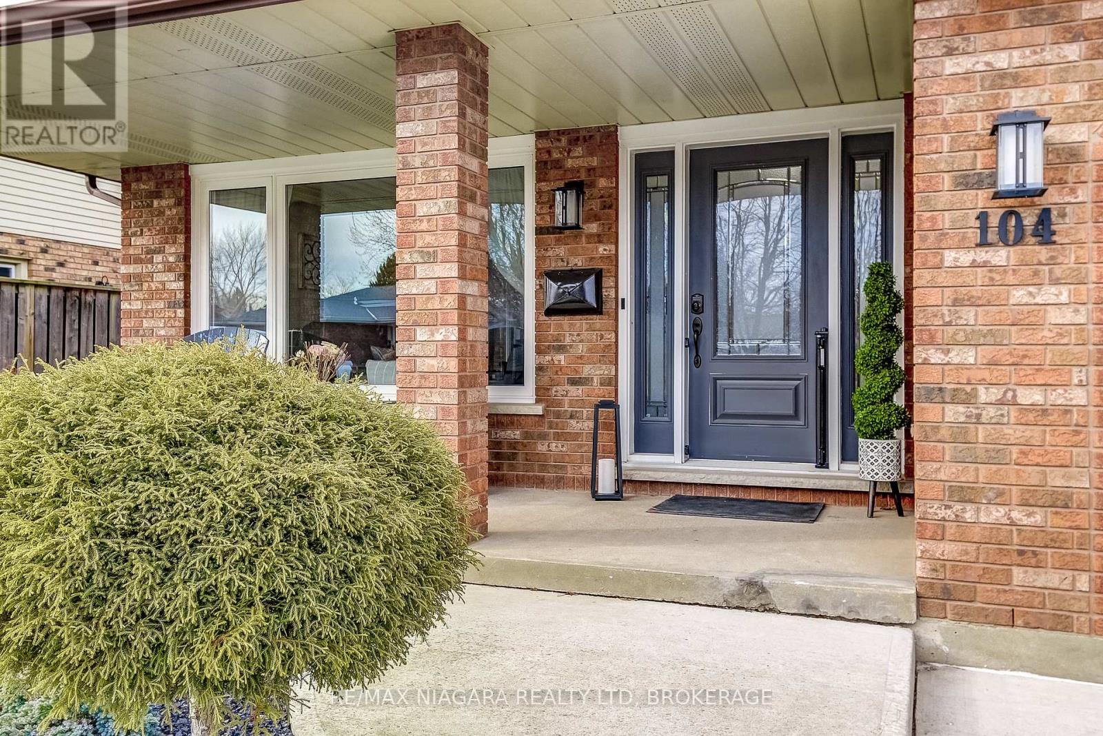 104 Whiteoak Crescent, Welland (N. Welland), Ontario  L3C 6E6 - Photo 8 - X12919646