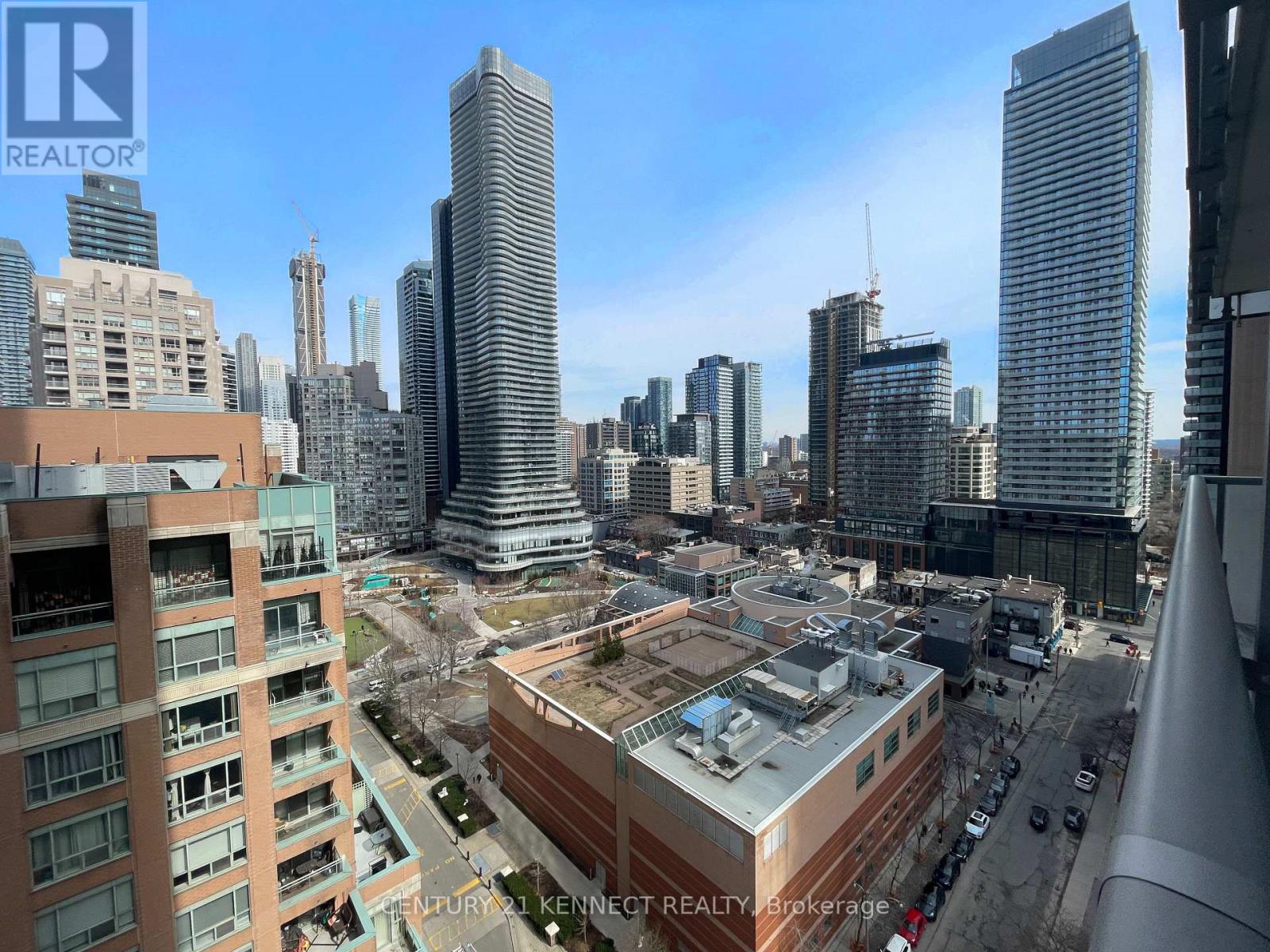 1706 - 37 Grosvenor Street, Toronto, Ontario  M4Y 3G5 - Photo 16 - C12906202