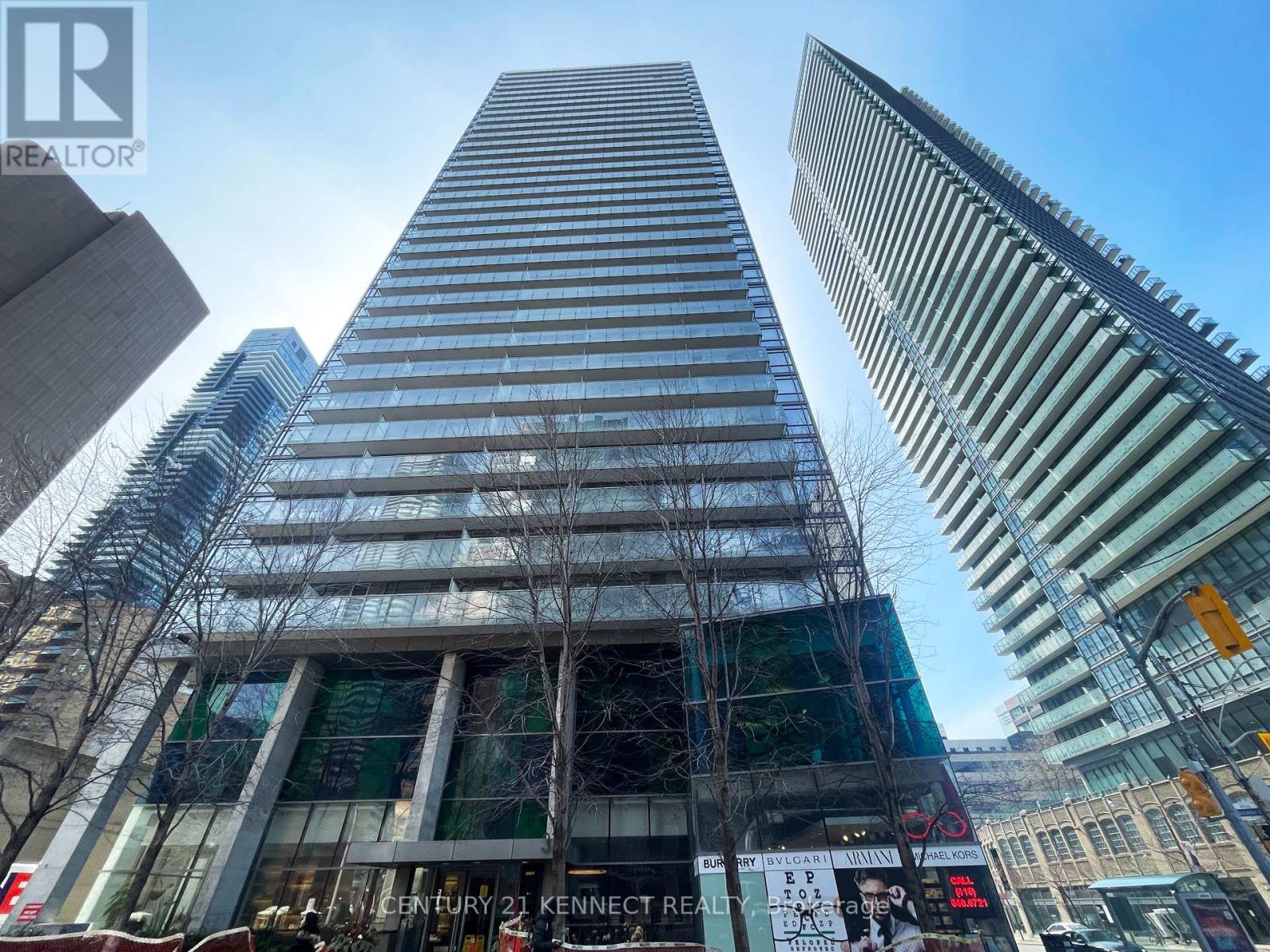 1706 - 37 Grosvenor Street, Toronto, Ontario  M4Y 3G5 - Photo 2 - C12906202