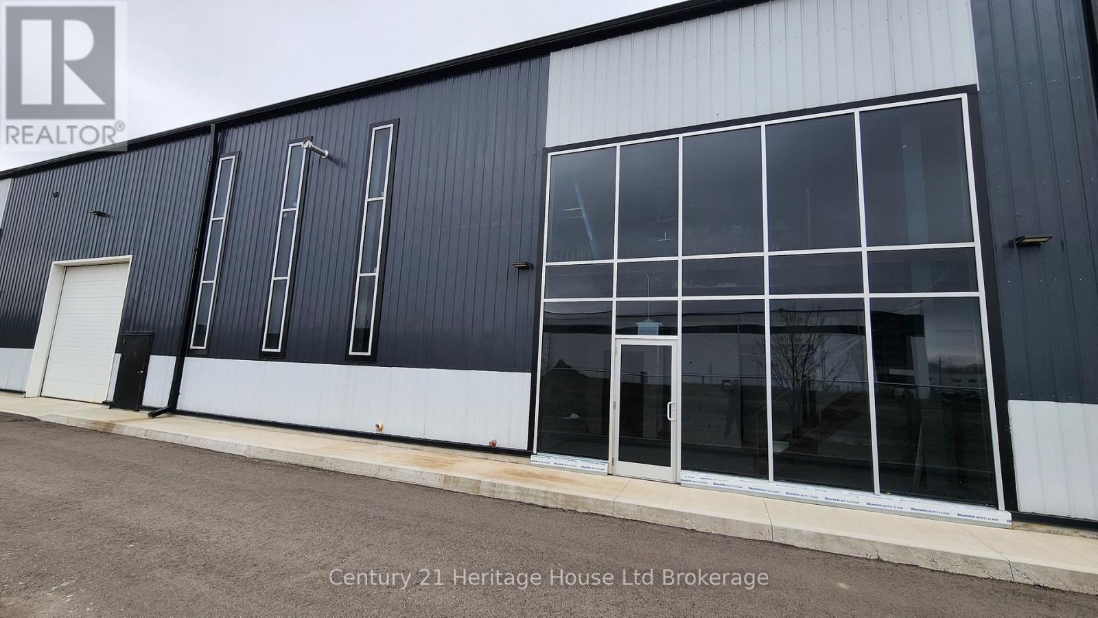 2 - 449 Griffin Way, Woodstock, Ontario  N4T 0N2 - Photo 4 - X12919610