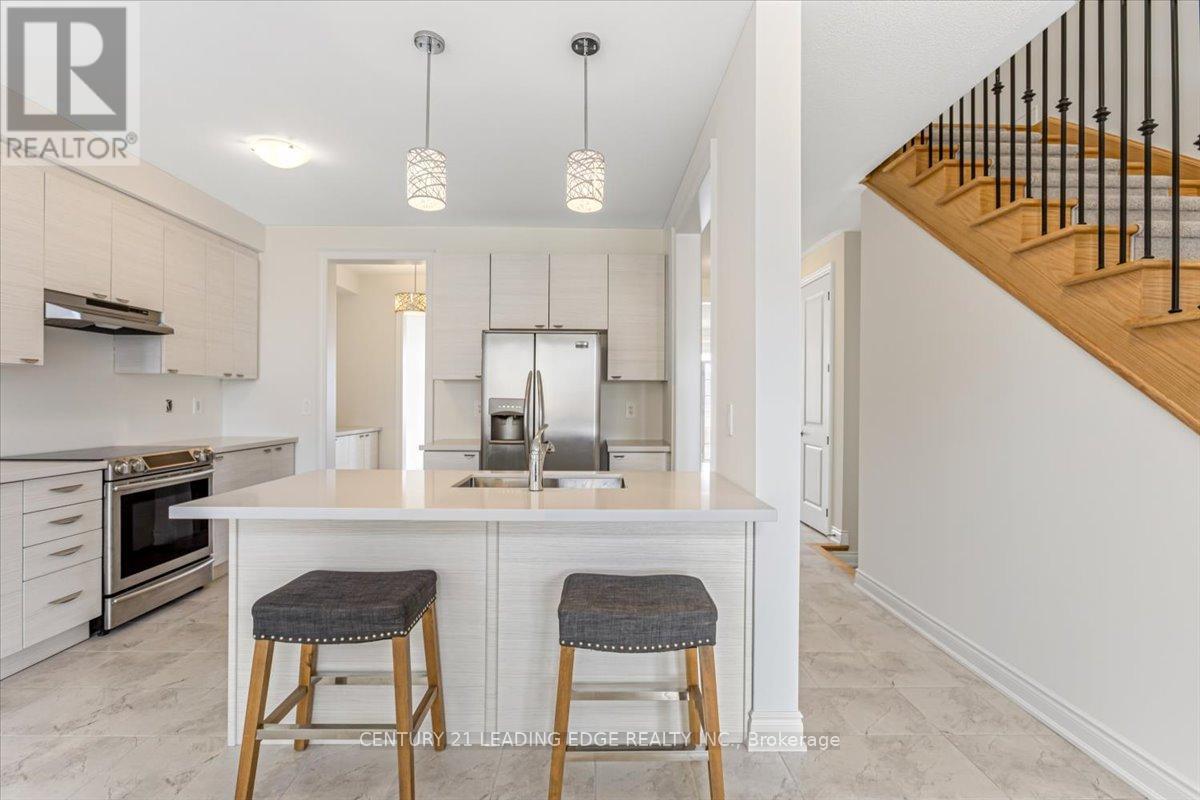 38 Palmira Drive, Georgina, Ontario  L0E 1R0 - Photo 8 - N12918926