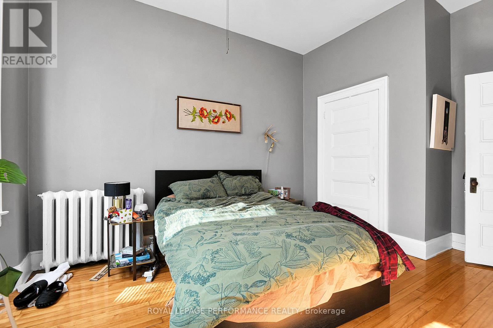 66 Delaware Avenue, Ottawa, Ontario  K2P 0Z3 - Photo 12 - X12592248