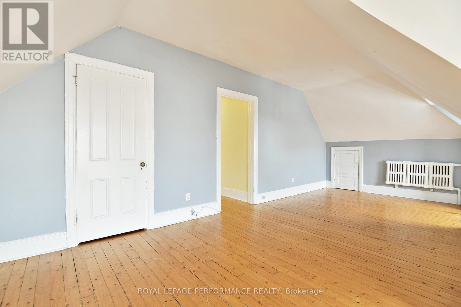 66 Delaware Avenue, Ottawa, Ontario  K2P 0Z3 - Photo 37 - X12592248