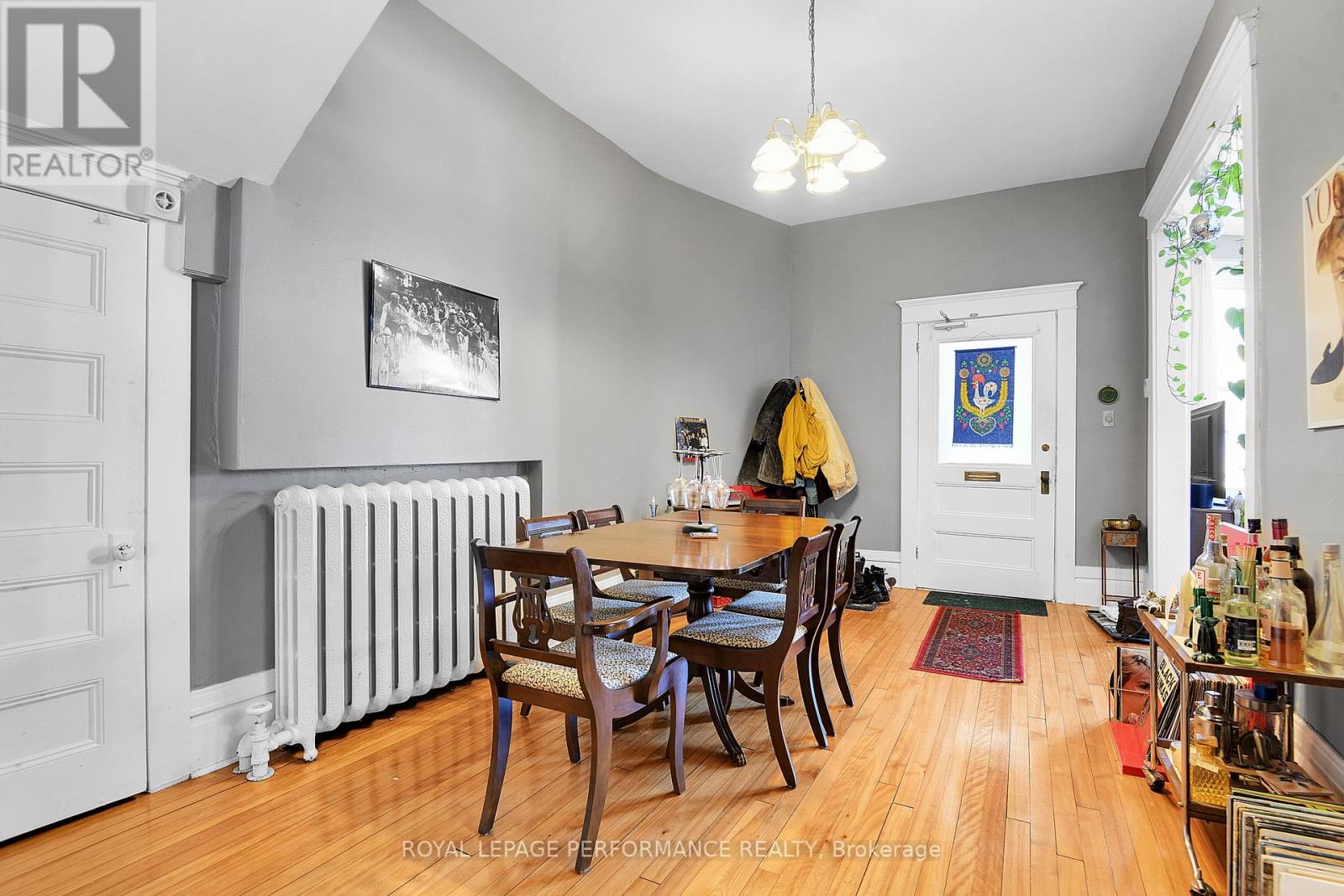 66 Delaware Avenue, Ottawa, Ontario  K2P 0Z3 - Photo 7 - X12592248