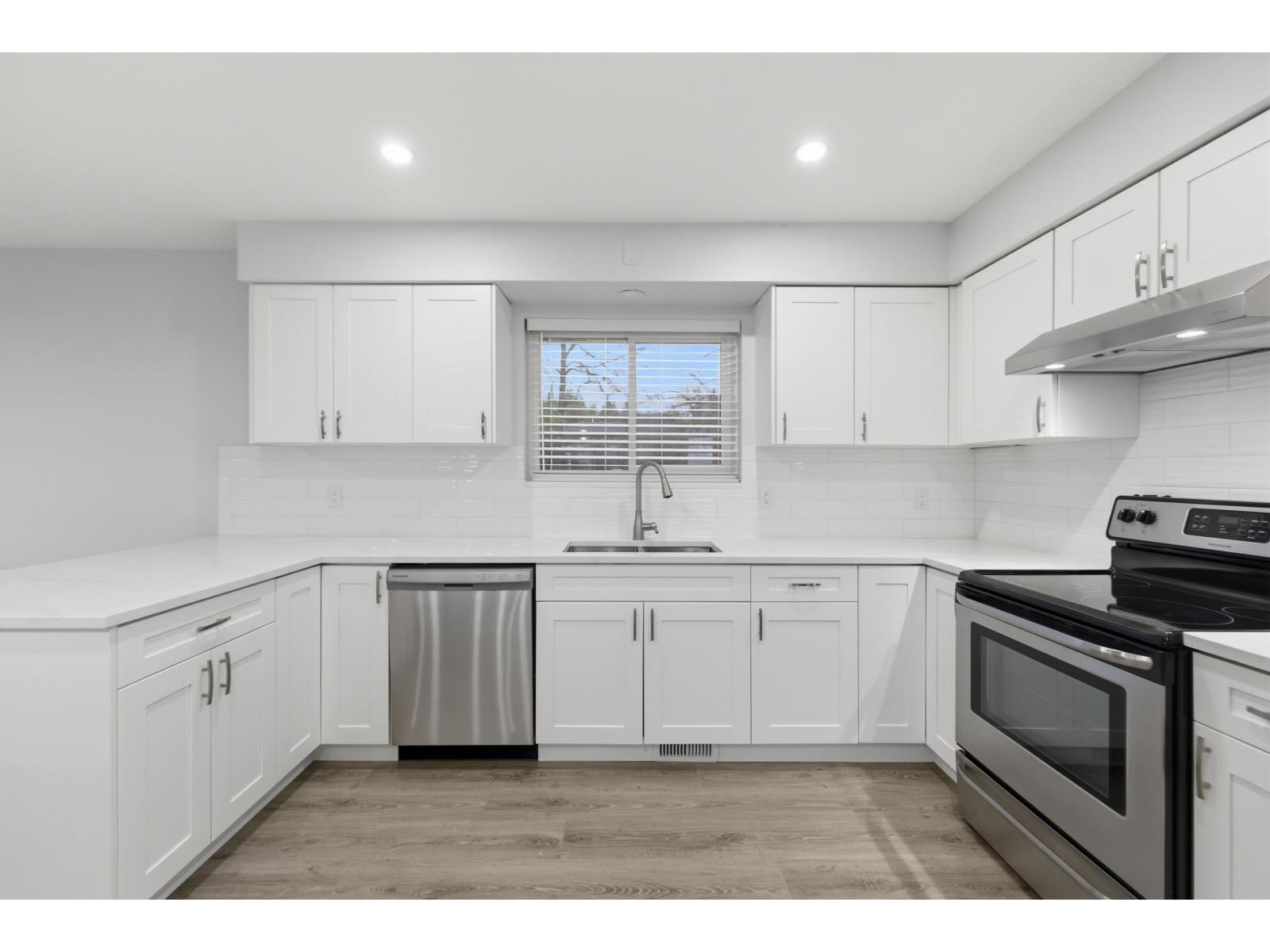 32565 Fleming Avenue, Mission, British Columbia V2V 2G8 - Photo 11 - R3103226