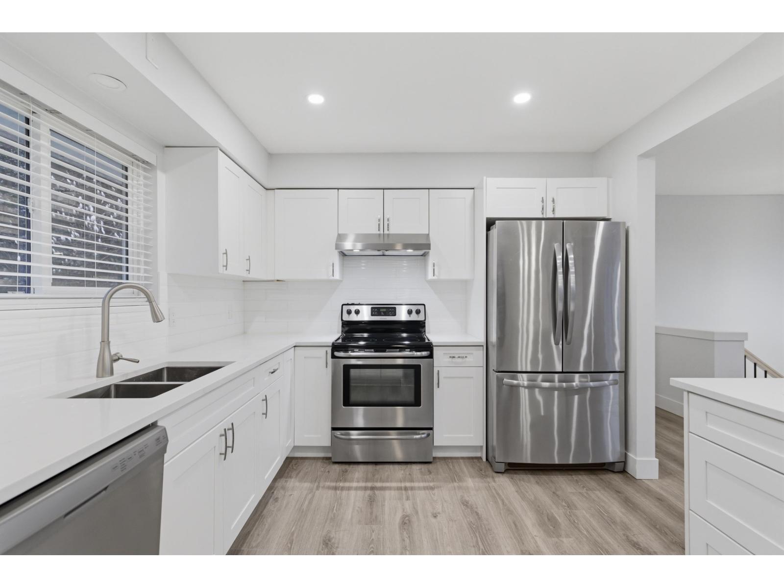 32565 Fleming Avenue, Mission, British Columbia V2V 2G8 - Photo 9 - R3103226