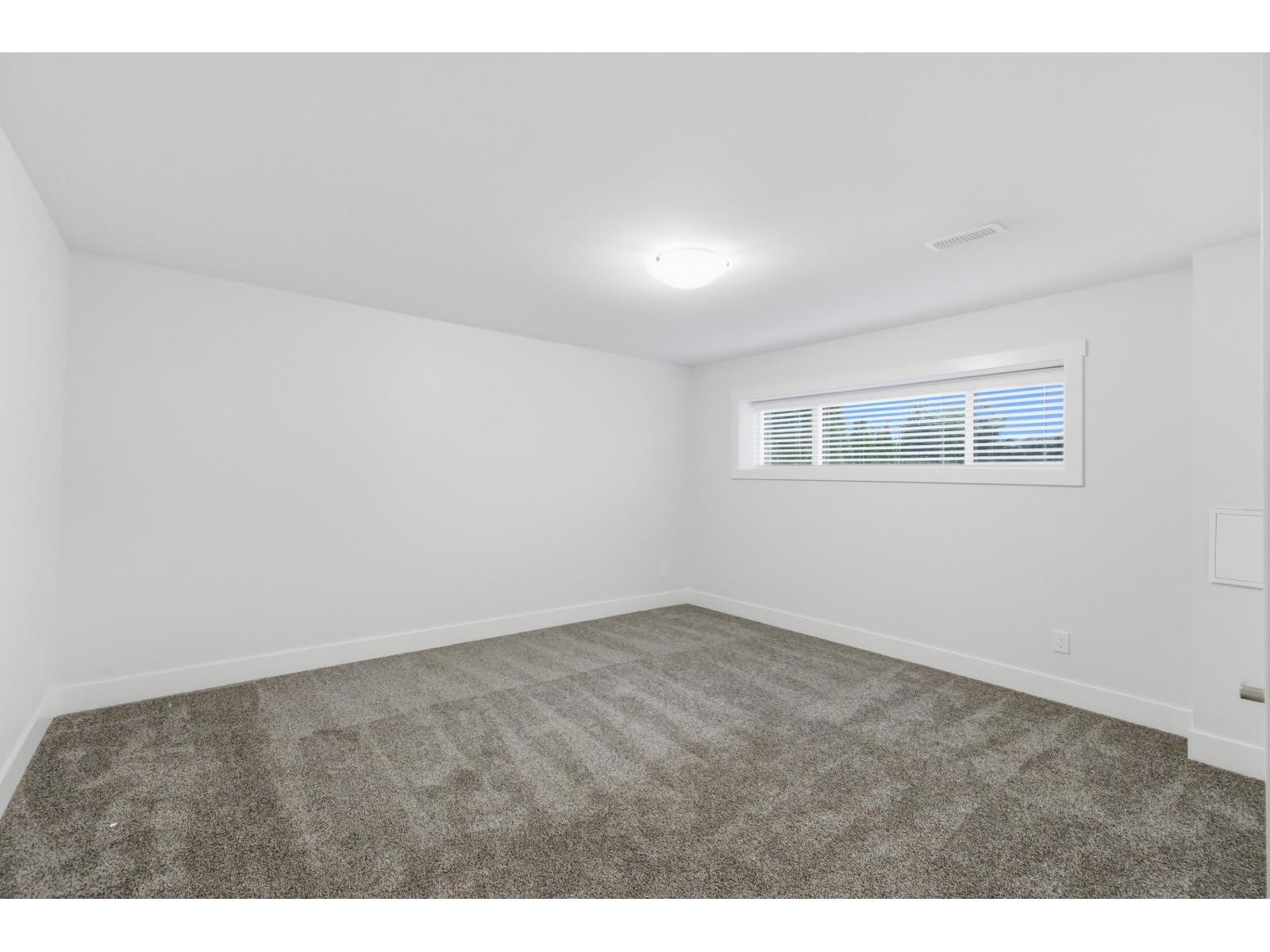 32565 Fleming Avenue, Mission, British Columbia V2V 2G8 - Photo 27 - R3103226