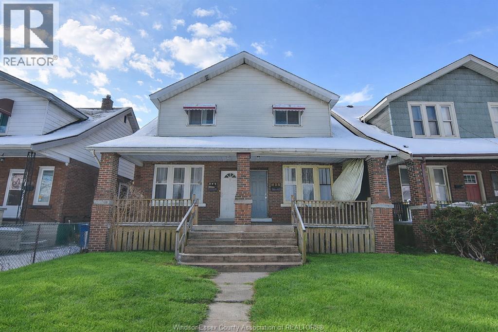 MLS# 26005997: 735-737 PARTINGTON, Windsor, Canada