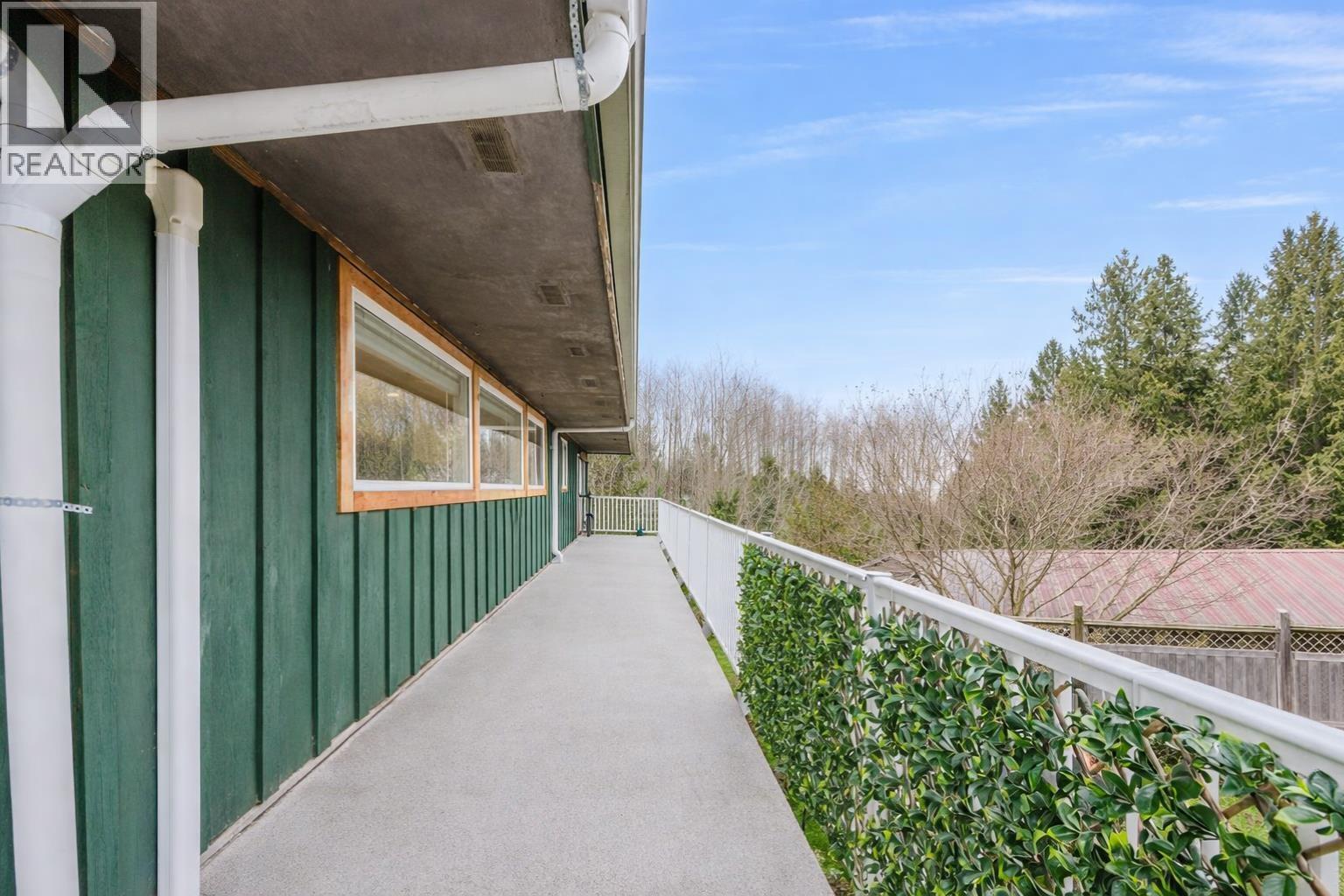 1405 Velvet Road, Gibsons, British Columbia  V0N 1V0 - Photo 13 - R3103420