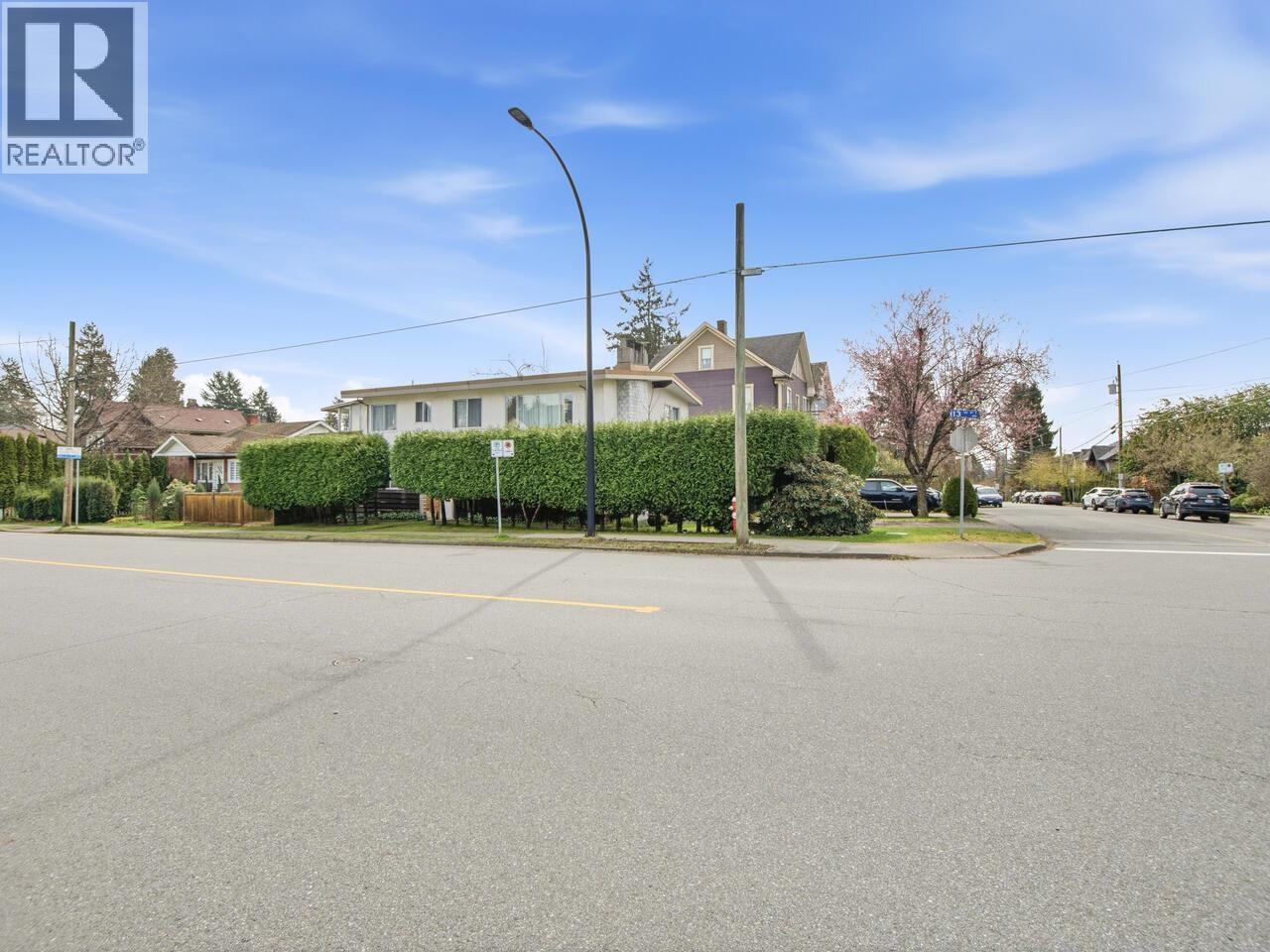 407 E 13th Street, North Vancouver, British Columbia  V7L 2M2 - Photo 21 - R3103428