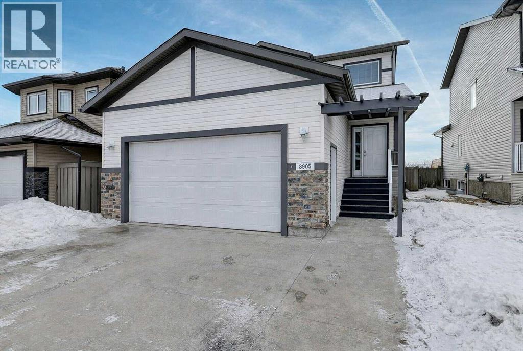 8905 94 Avenue, Grande Prairie, Alberta T8X 0M3 - Photo 1 - A2292723