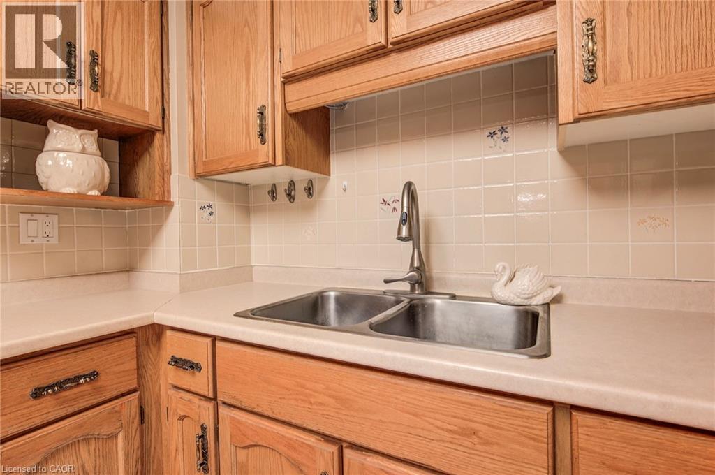 93 Westwood Road Unit# 206, Guelph, Ontario  N1H 7J7 - Photo 11 - 40806403