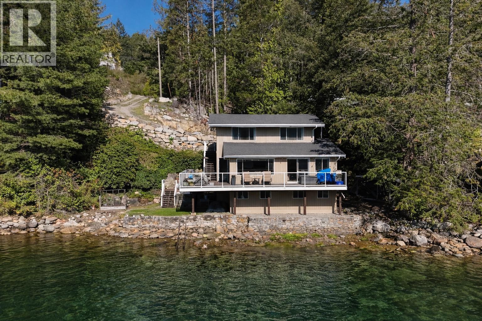 4279 FRANCIS PENINSULA ROAD, Madeira Park, British Columbia