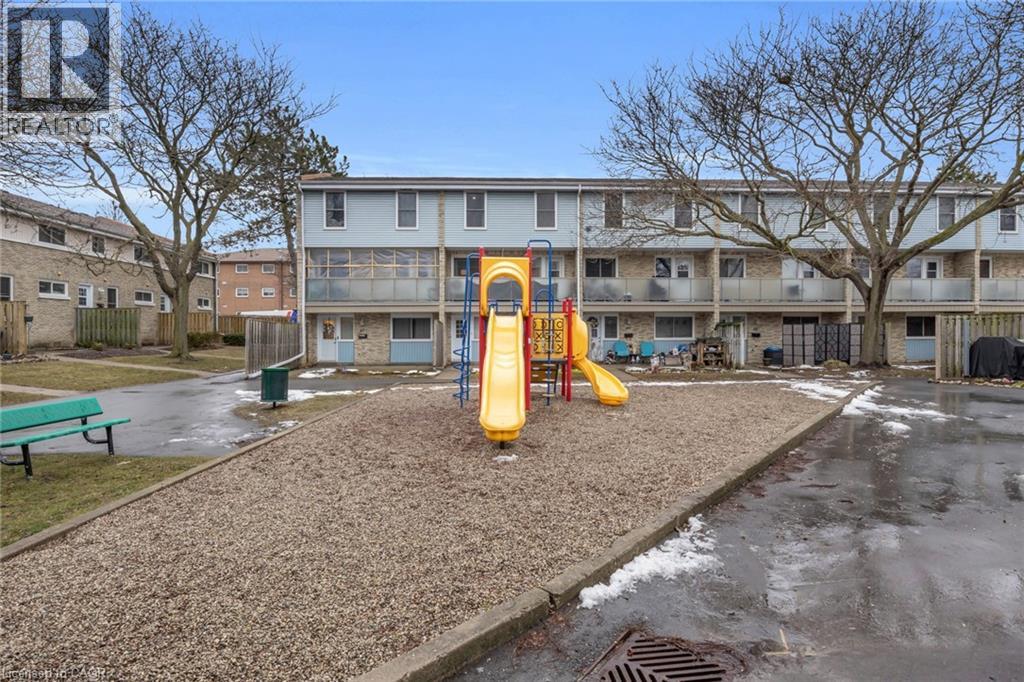 35 Breckenridge Drive Unit# 57, Kitchener, Ontario  N2B 3H5 - Photo 18 - 40812374