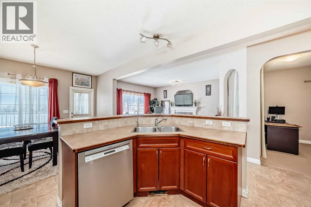 292 Taralake Terrace NE, Calgary, Alberta  T3J 0A1 - Photo 3 - A2286007