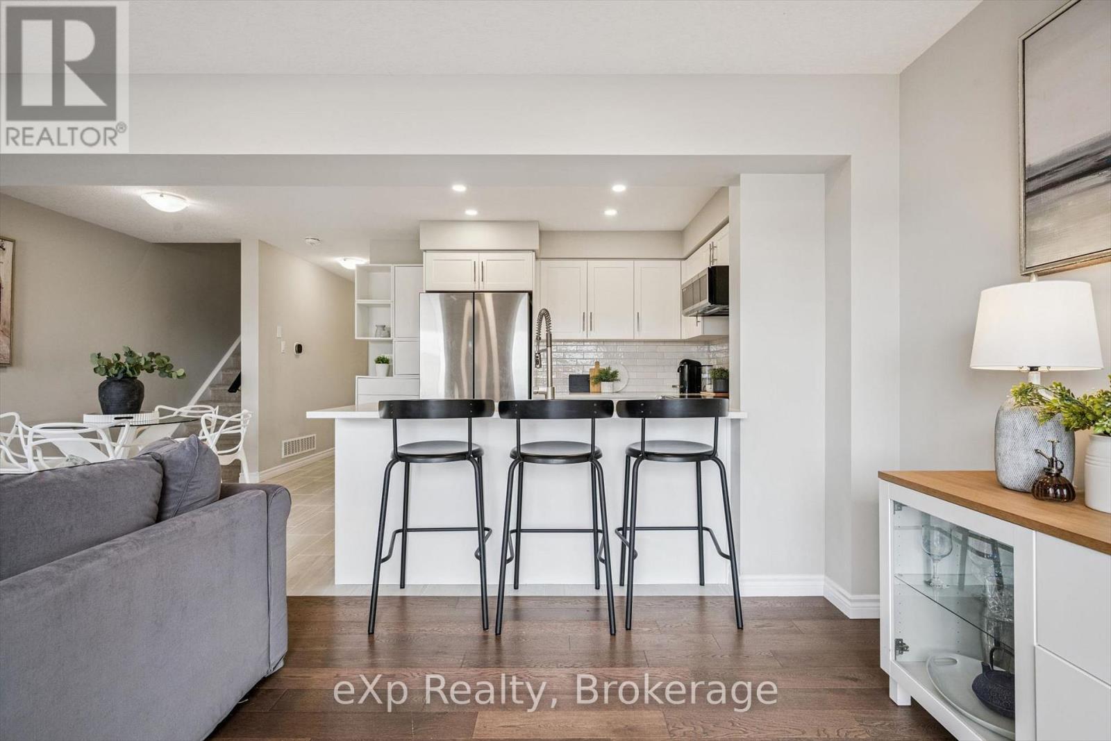 54 Miranda Path, Woolwich, Ontario  N3B 0A1 - Photo 10 - X12919636