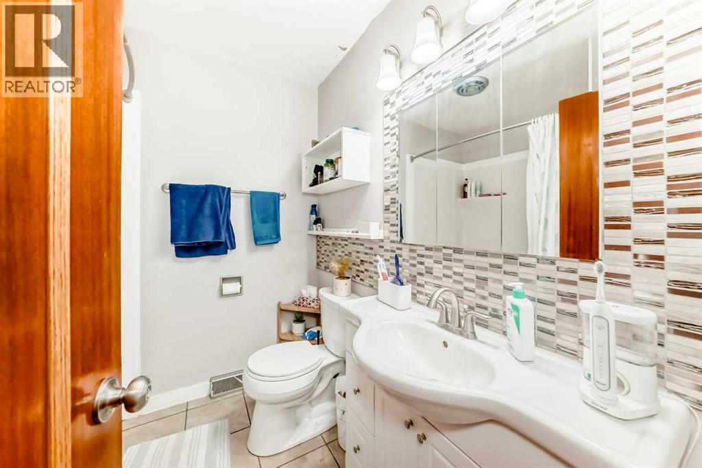 1415 Rosehill Drive Nw, Calgary, Alberta  T2K 1M3 - Photo 24 - A2295667