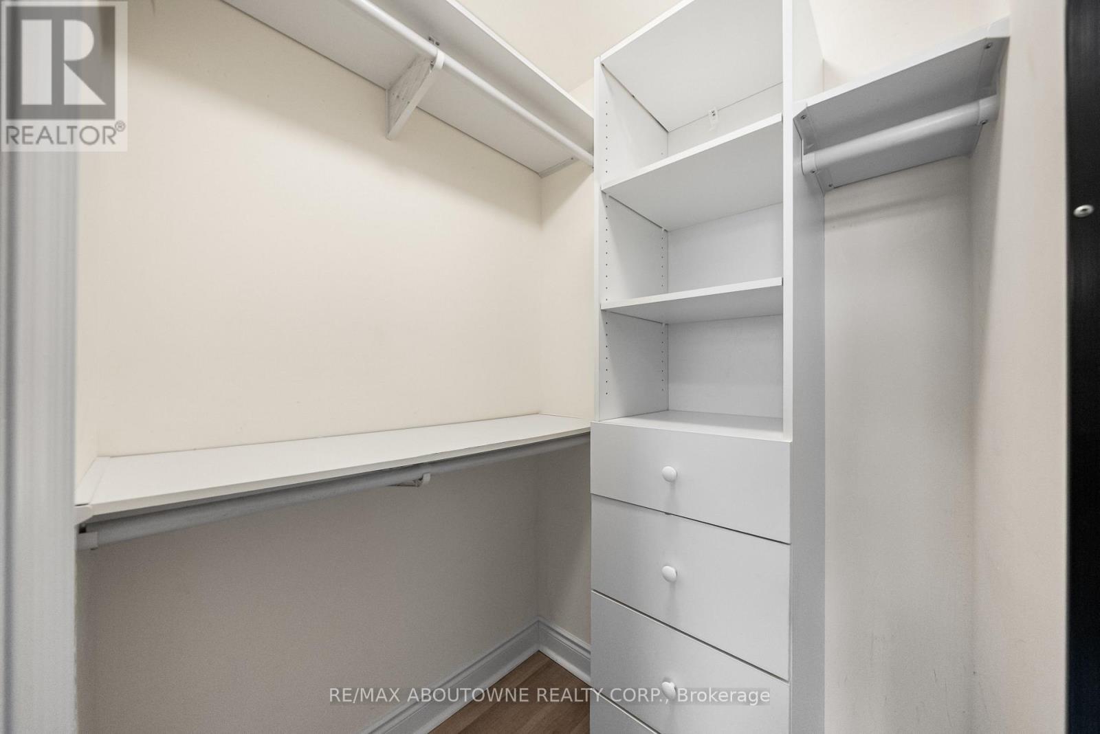 3110 - 28 Ted Rogers Way, Toronto, Ontario  M4Y 2J4 - Photo 18 - C12919590