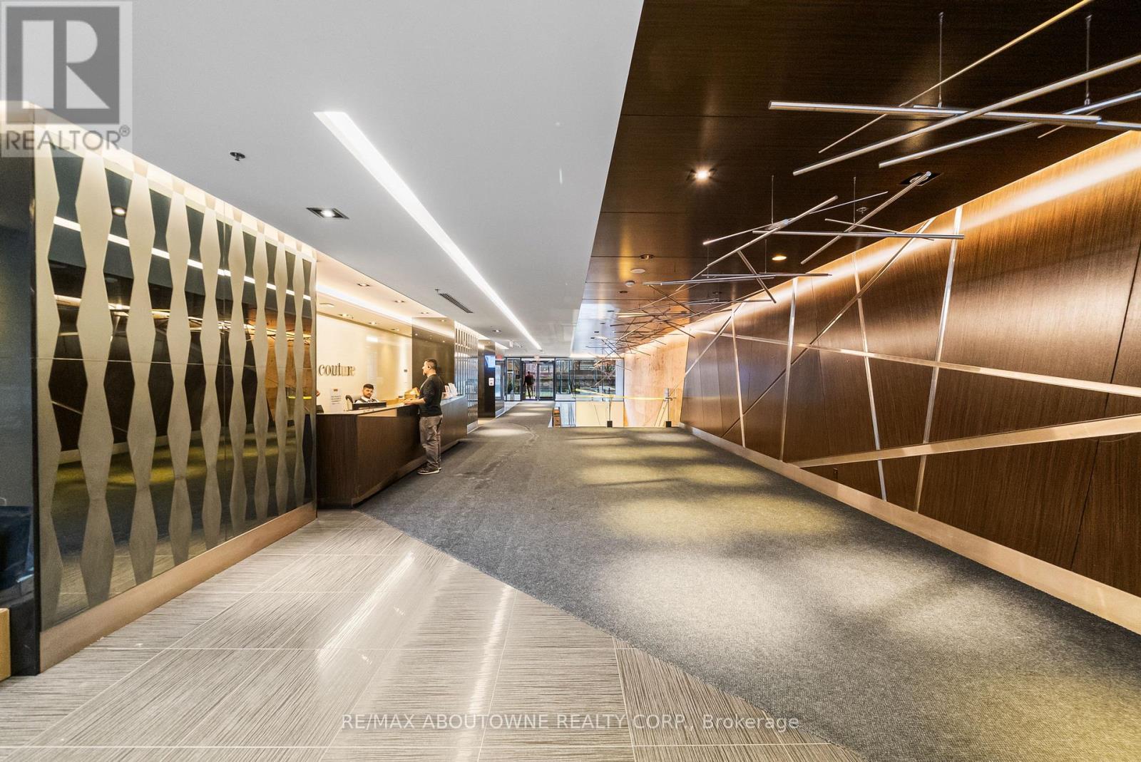 3110 - 28 Ted Rogers Way, Toronto, Ontario  M4Y 2J4 - Photo 4 - C12919590