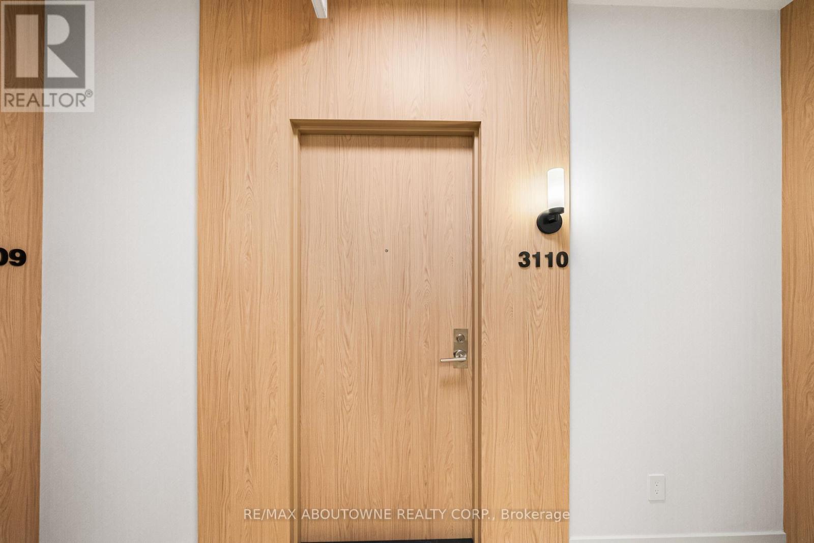 3110 - 28 Ted Rogers Way, Toronto, Ontario  M4Y 2J4 - Photo 6 - C12919590