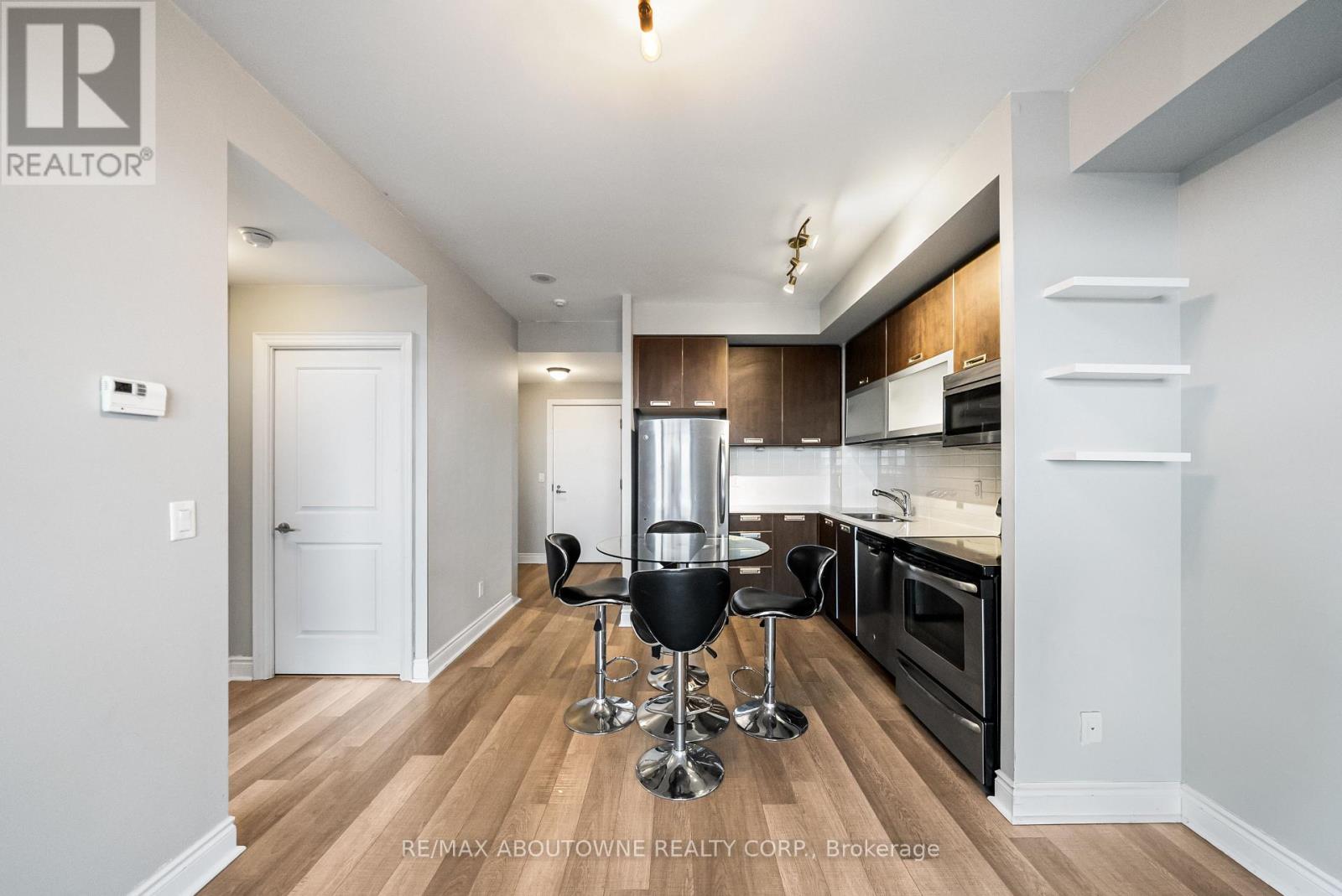 3110 - 28 Ted Rogers Way, Toronto, Ontario  M4Y 2J4 - Photo 9 - C12919590