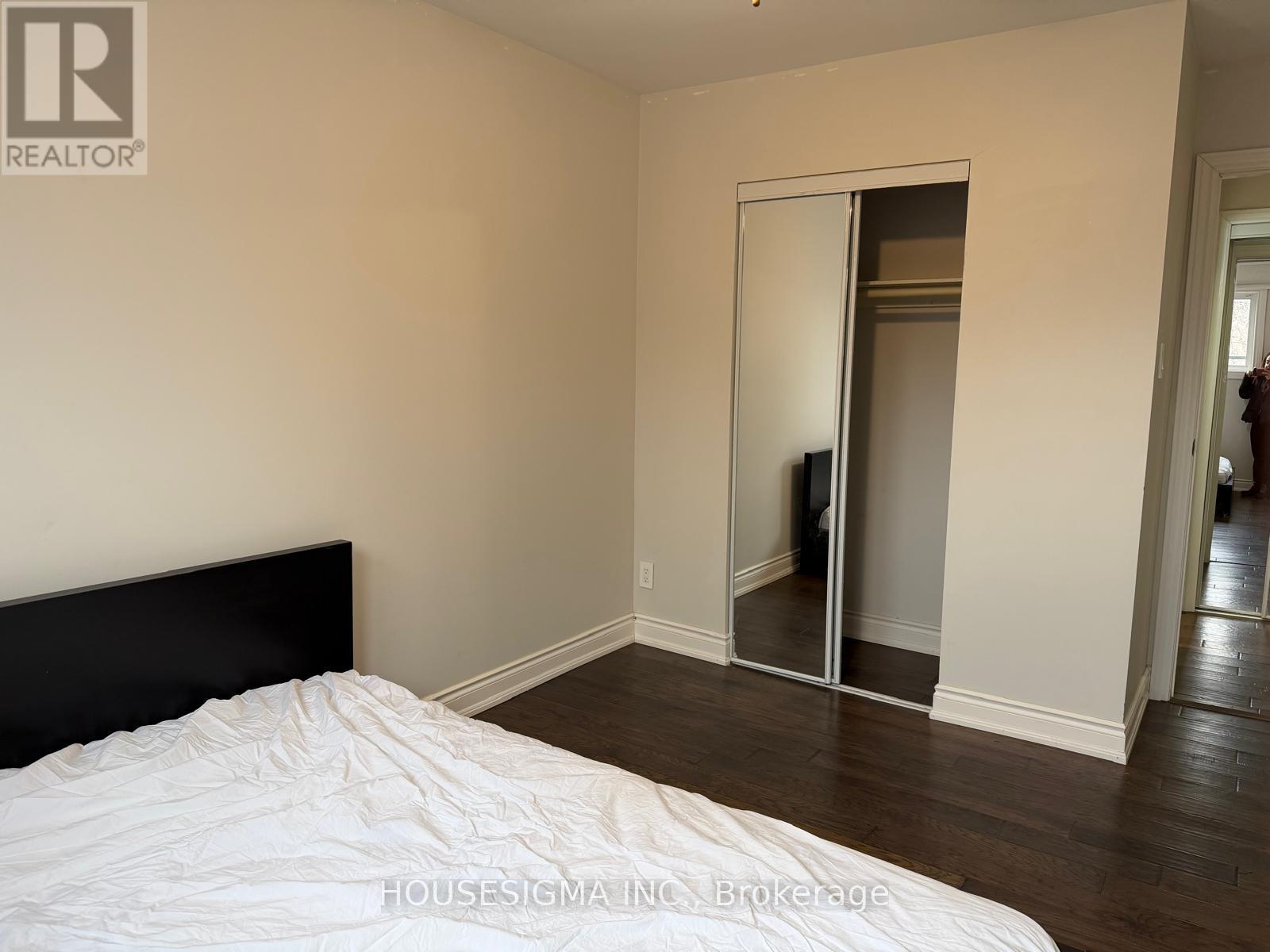 34 Ladner Drive N, Toronto, Ontario  M2J 3Z7 - Photo 4 - C12919598