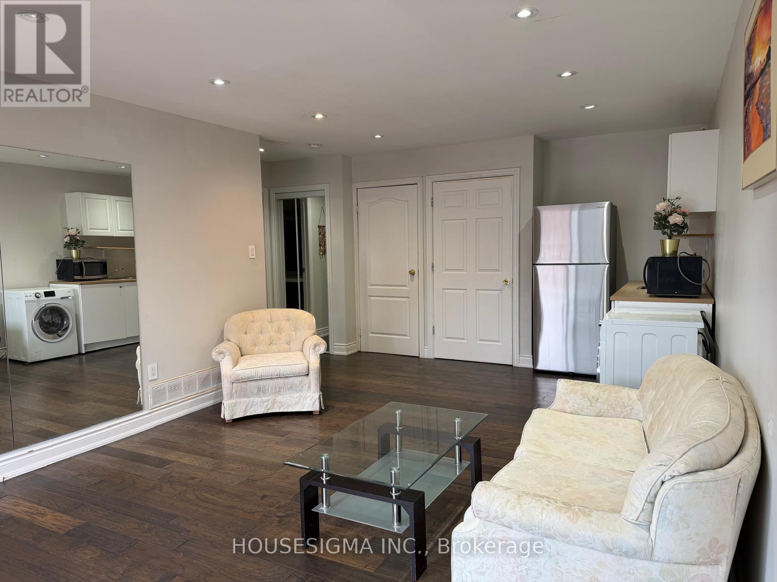 34 Ladner Drive N, Toronto, Ontario  M2J 3Z7 - Photo 8 - C12919598