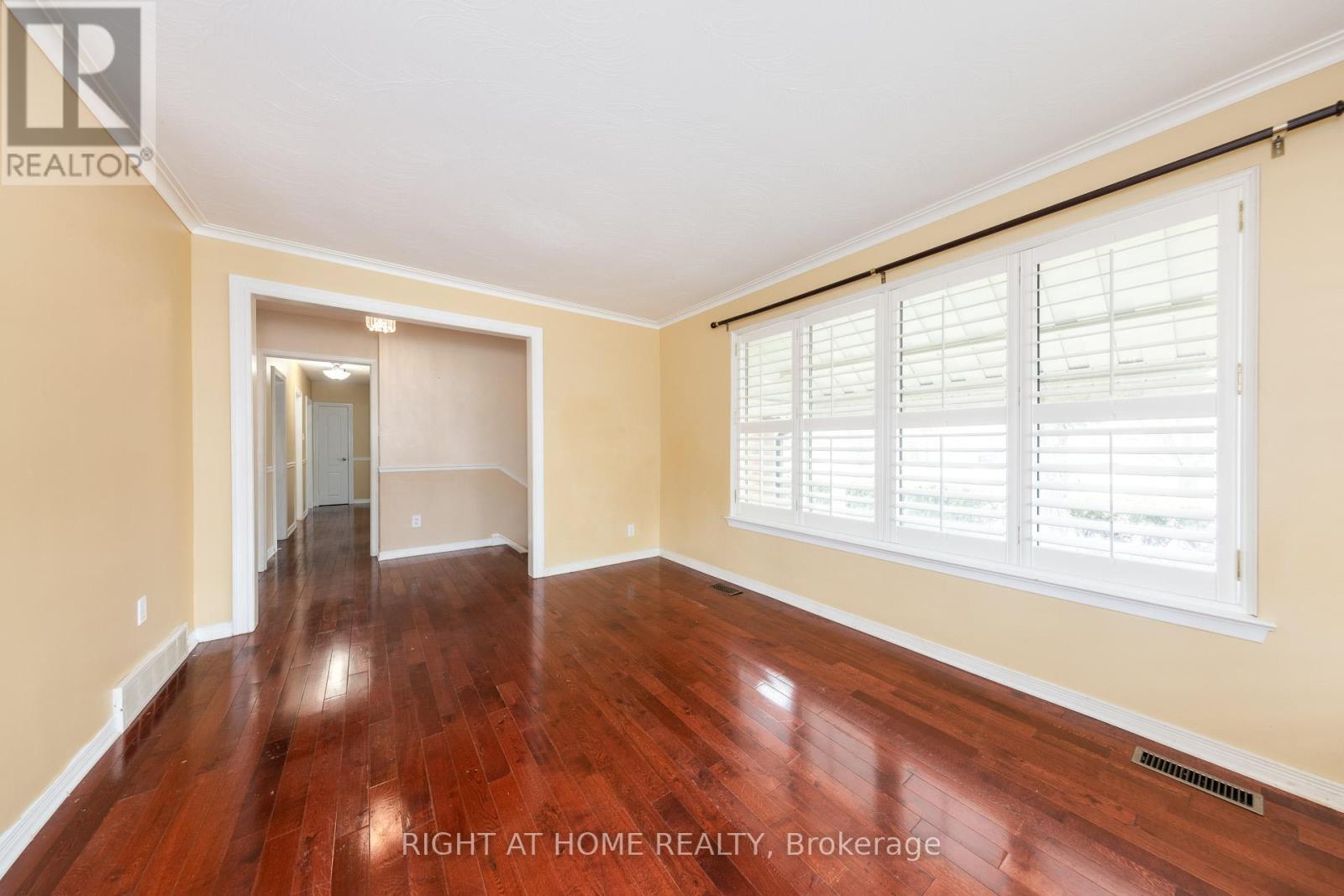 35 Hathway Drive, Toronto, Ontario  M1P 4L6 - Photo 3 - E12919670