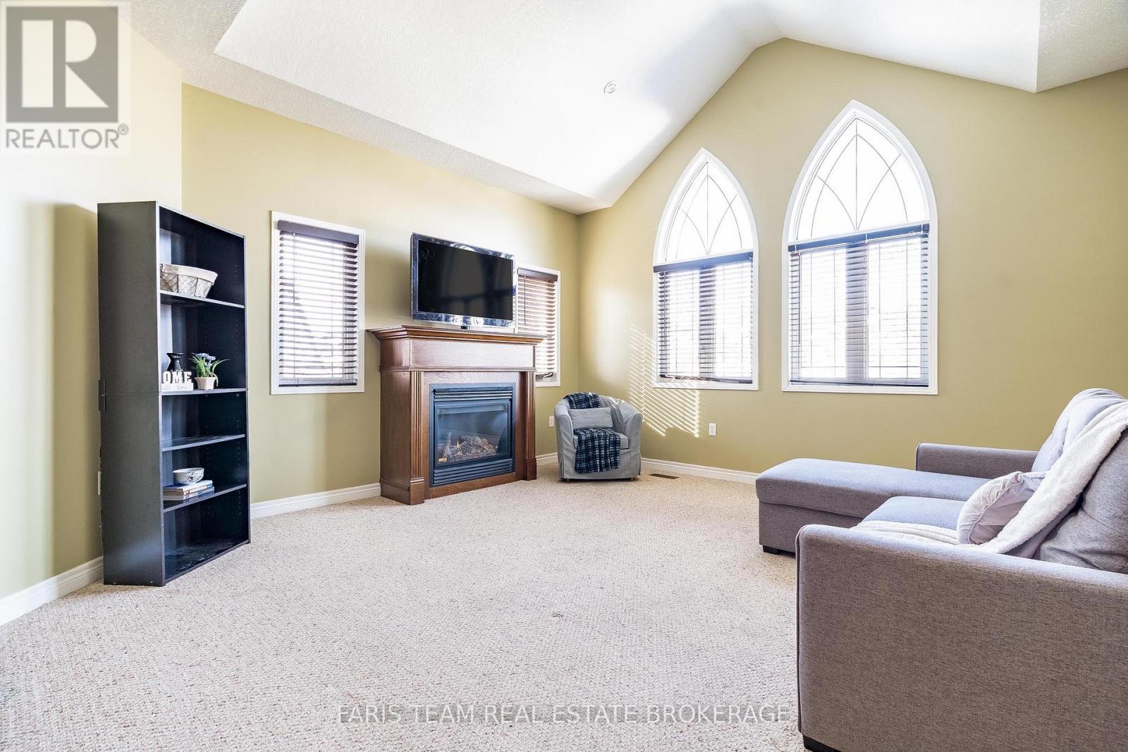 1845 Lamstone Street, Innisfil, Ontario  L9S 4Z8 - Photo 13 - N12821762