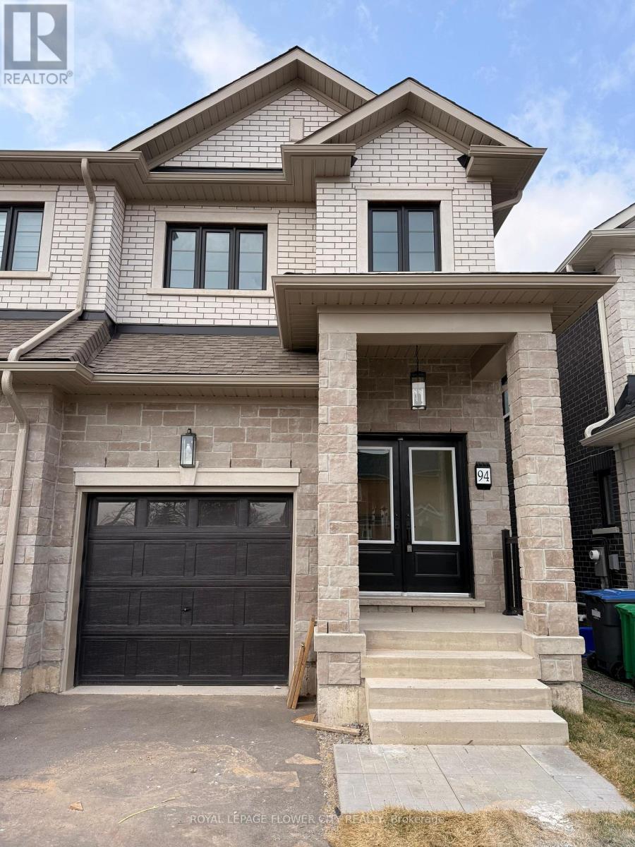 94 Cadillac Crescent, Brampton, Ontario  L7A 3B4 - Photo 3 - W12919272