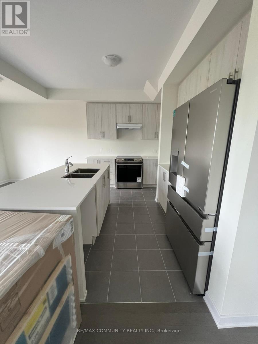 110 Oakmont Drive, Loyalist, Ontario  K0H 1G0 - Photo 14 - X12904642