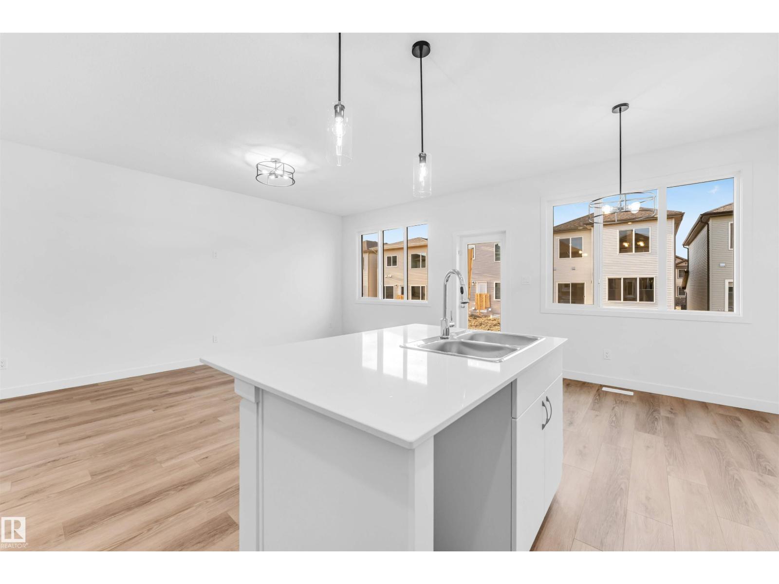 1216 13 Av Nw, Edmonton, Alberta  T6T 2W2 - Photo 11 - E4478960