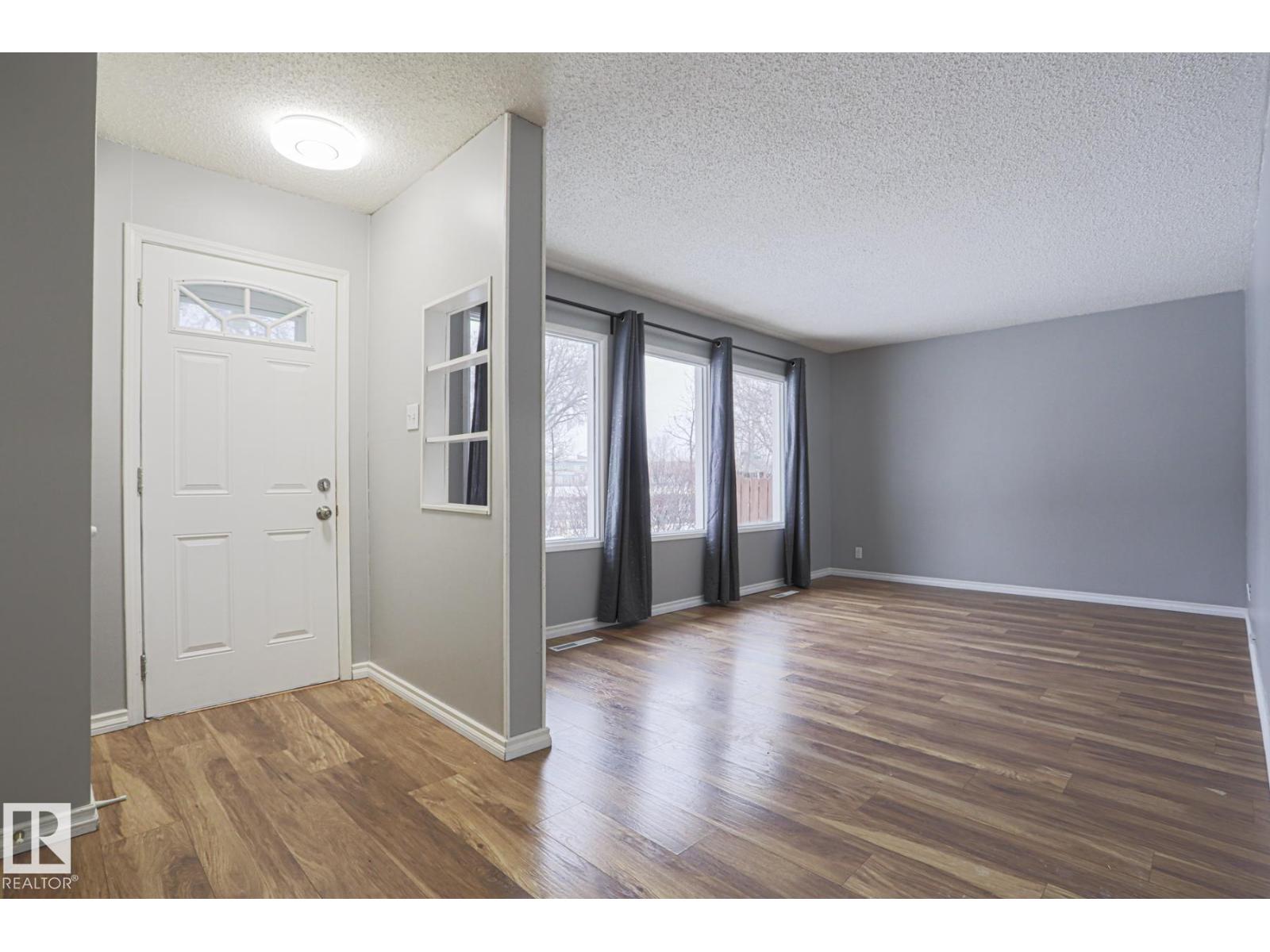 10807 130 Av Nw Nw, Edmonton, Alberta  T5E 0T2 - Photo 5 - E4478963