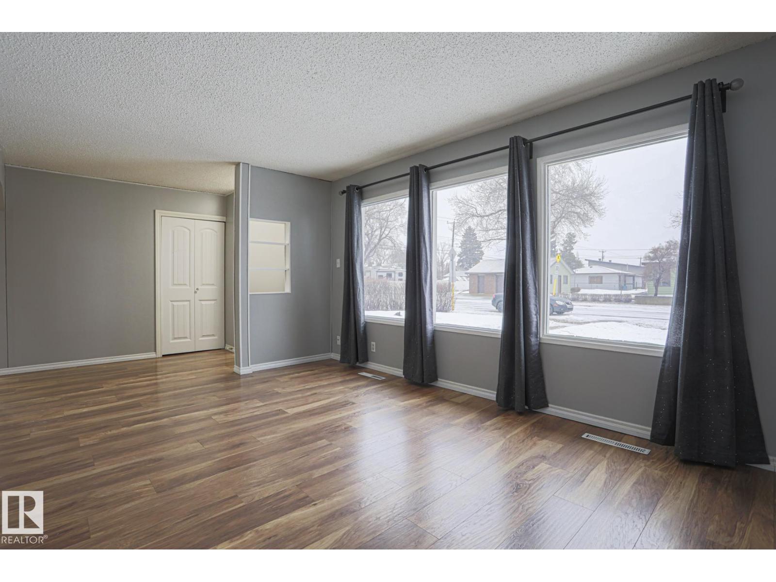 10807 130 Av Nw Nw, Edmonton, Alberta  T5E 0T2 - Photo 9 - E4478963