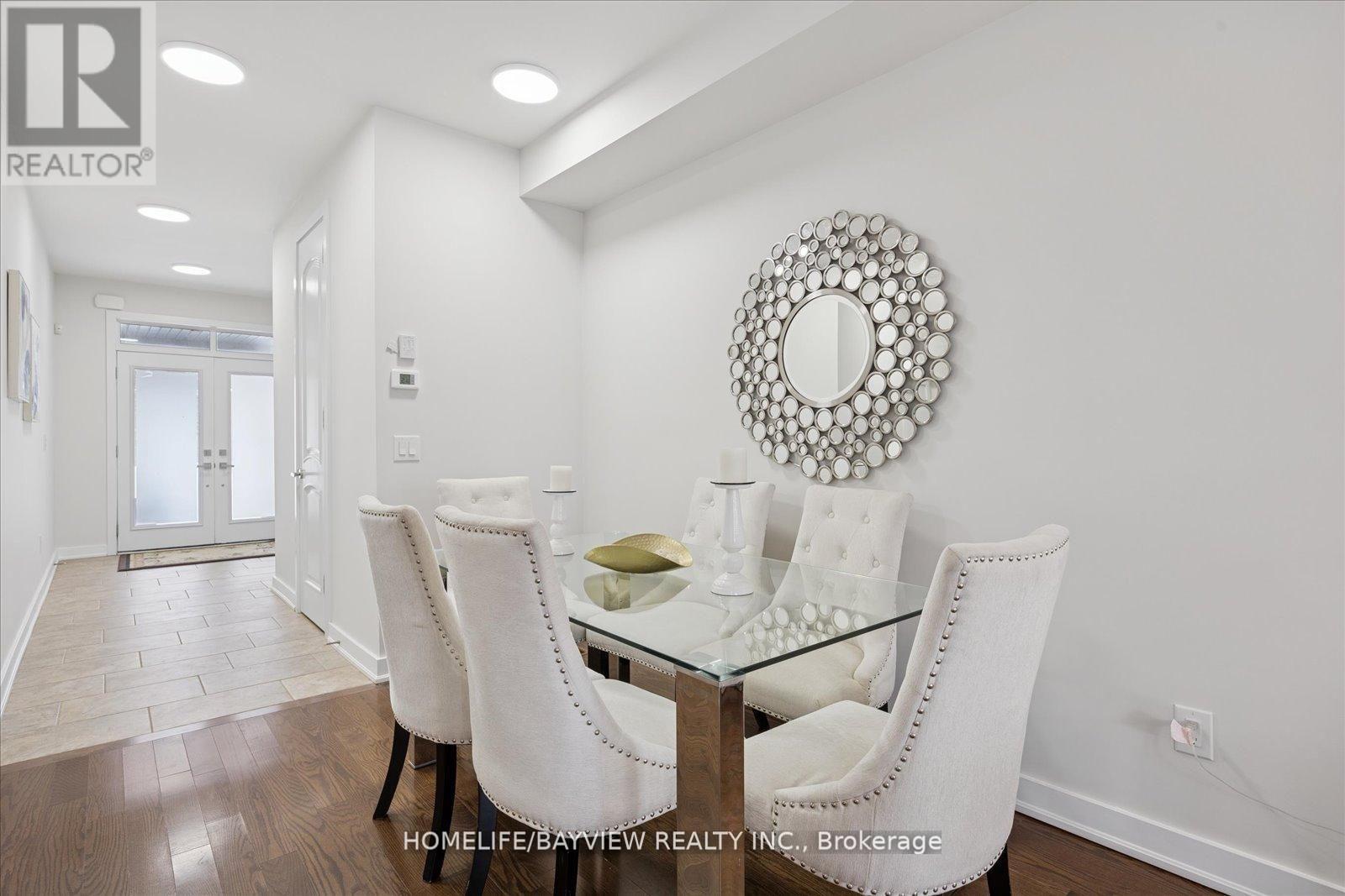 97 Dariole Drive, Richmond Hill, Ontario  L4E 0Z4 - Photo 7 - N12919656