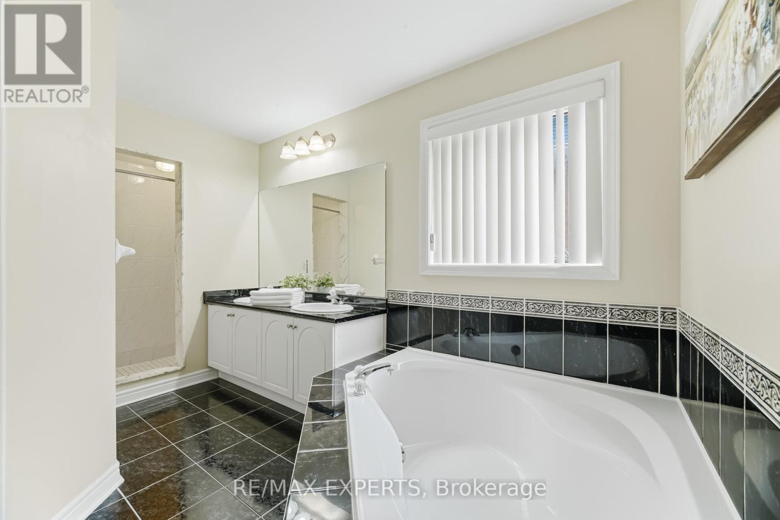 2 Sequoia Road, Vaughan, Ontario  L4H 1W2 - Photo 22 - N12919674