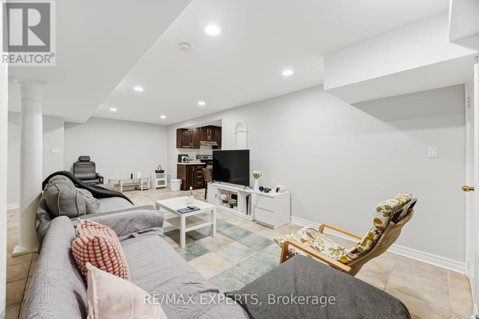 2 Sequoia Road, Vaughan, Ontario  L4H 1W2 - Photo 34 - N12919674