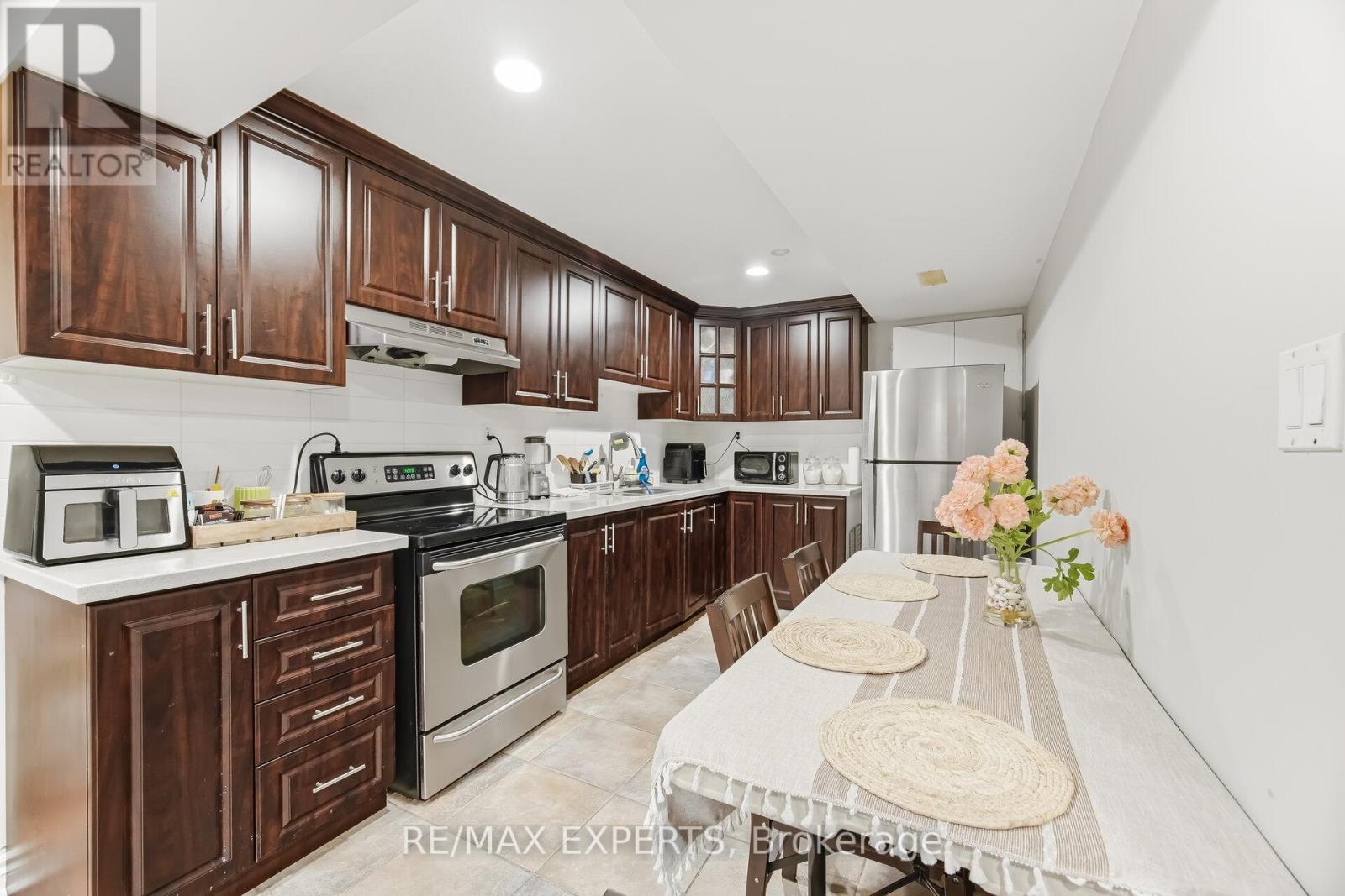 2 Sequoia Road, Vaughan, Ontario  L4H 1W2 - Photo 35 - N12919674