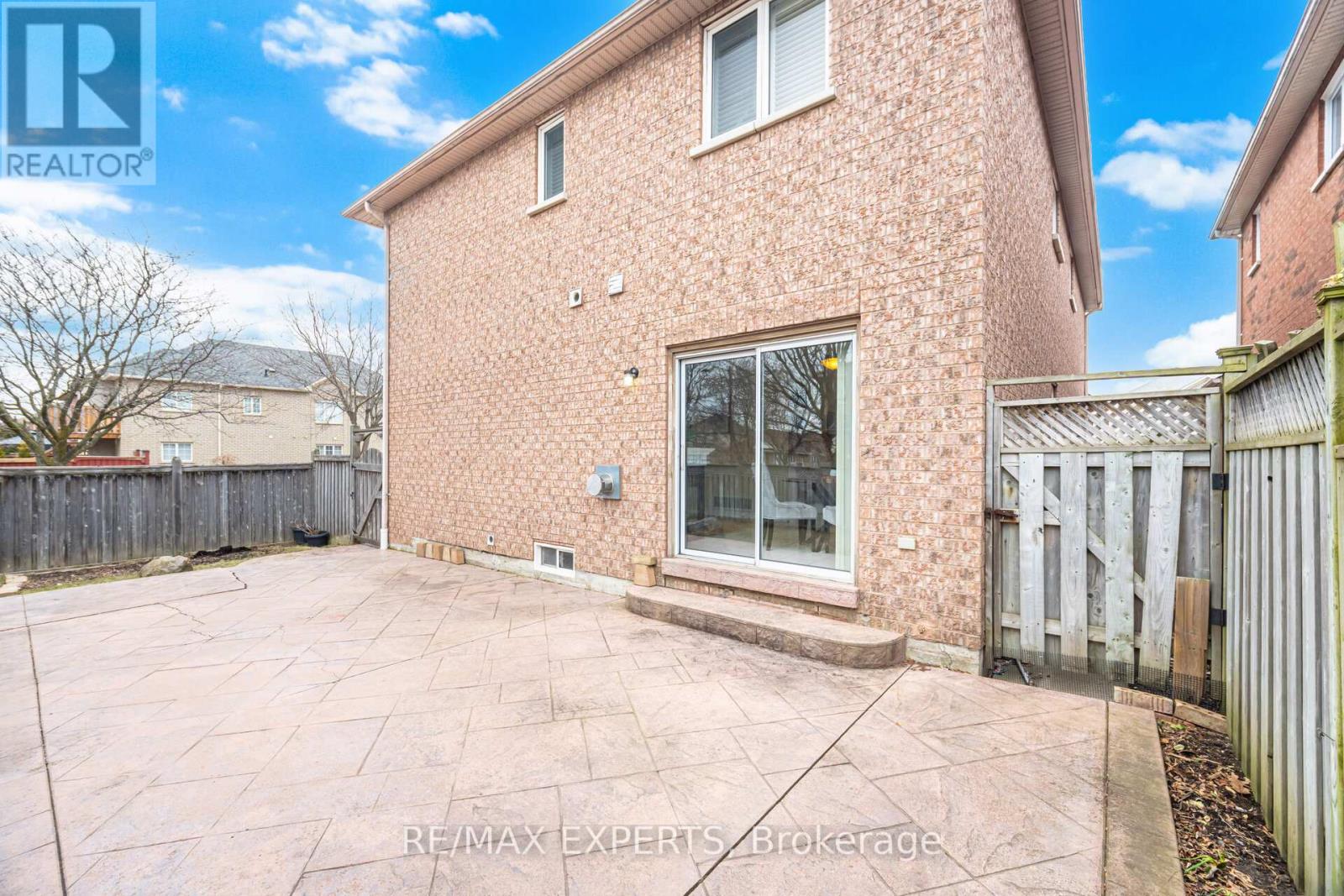 2 Sequoia Road, Vaughan, Ontario  L4H 1W2 - Photo 40 - N12919674