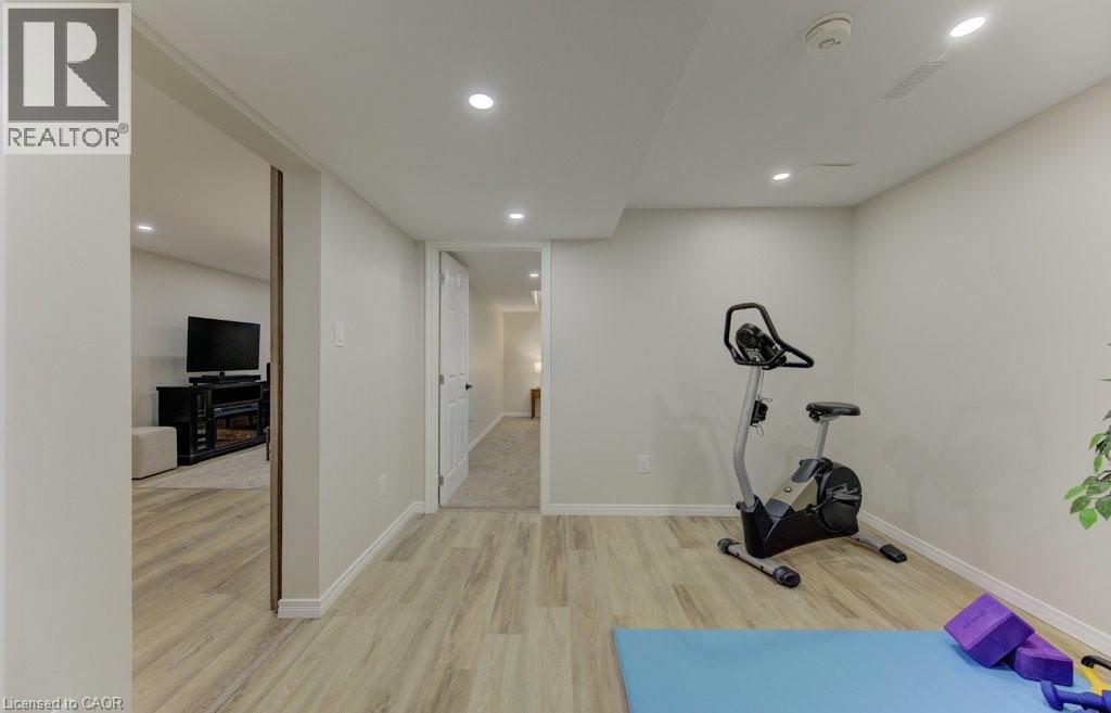 2 Deerfield Avenue, Petersburg, Ontario  N0B 2H0 - Photo 33 - 40811751