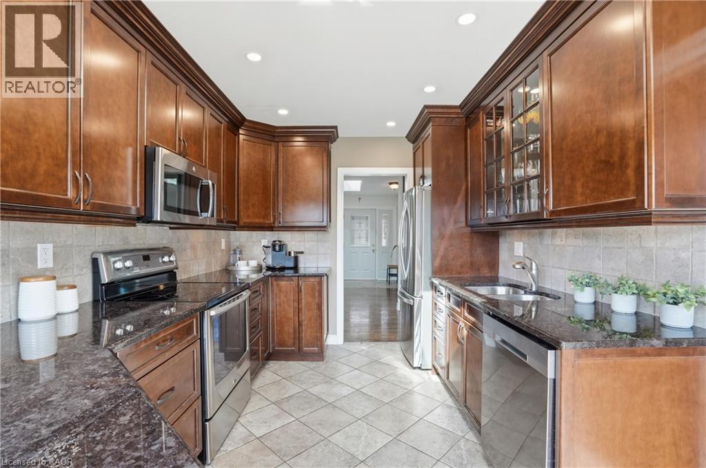 61 Seaton Place Drive, Stoney Creek, Ontario  L8E 4A8 - Photo 12 - 40814921