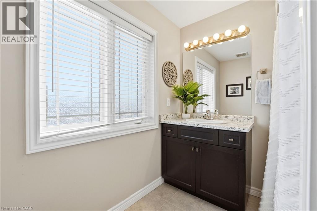 86 Fairgrounds Drive, Binbrook, Ontario  L0R 1C0 - Photo 20 - 40814838