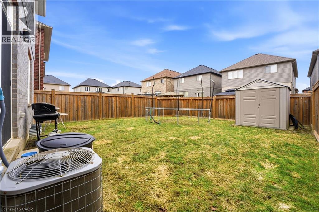 86 Fairgrounds Drive, Binbrook, Ontario  L0R 1C0 - Photo 27 - 40814838