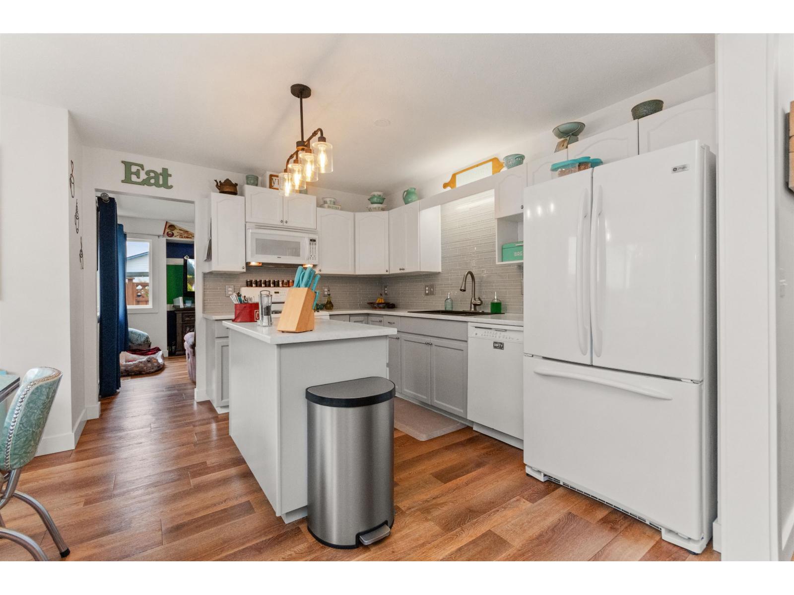 45944 Thomas Road, Vedder Crossing, Chilliwack, British Columbia  V2R 3X1 - Photo 13 - R3099955