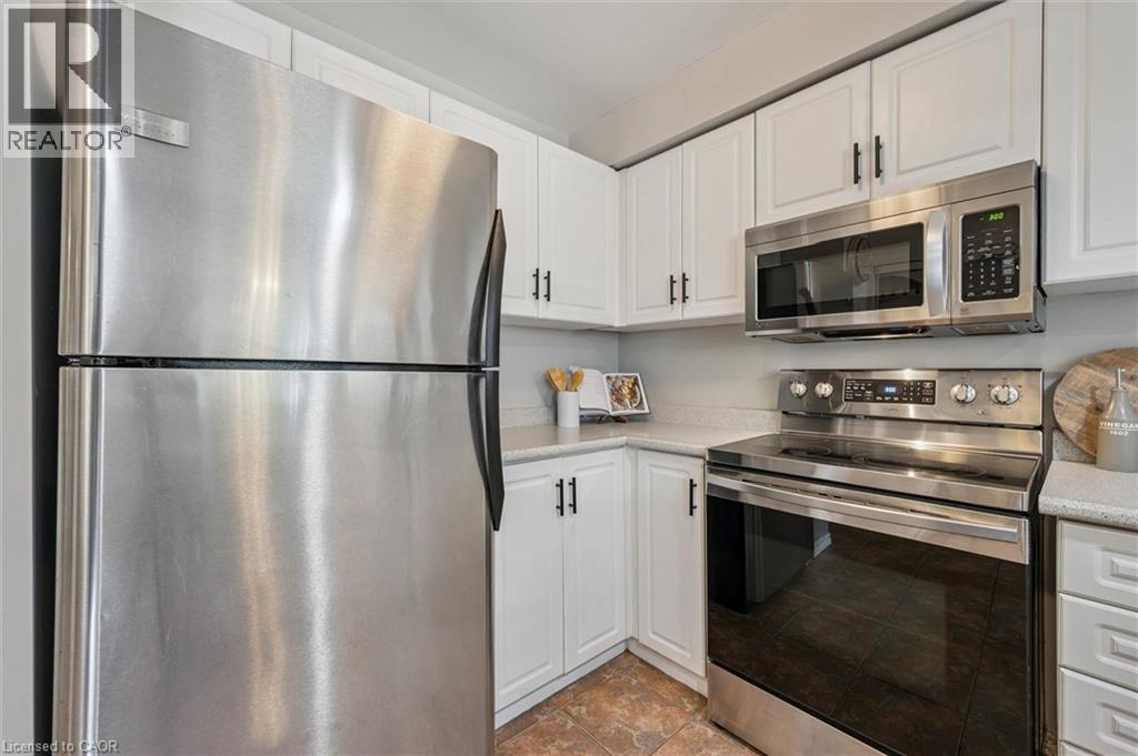 51 Elma Place, Cambridge, Ontario  N3C 4E6 - Photo 14 - 40814610