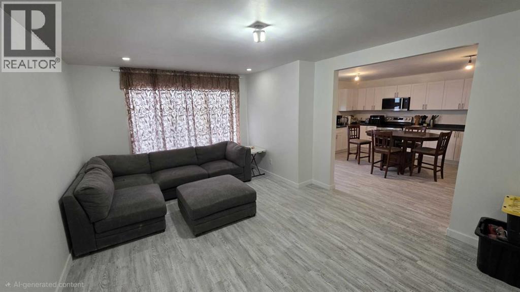 114 3 Avenue, Mclennan, Alberta T0H 2L0 - Photo 12 - A2285406